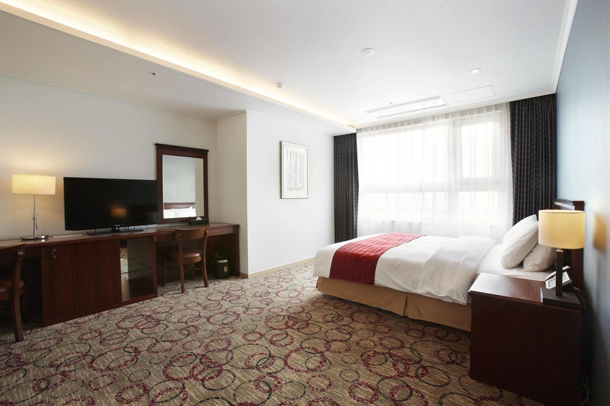 Stellar Marina Hotel Siheung Exterior foto
