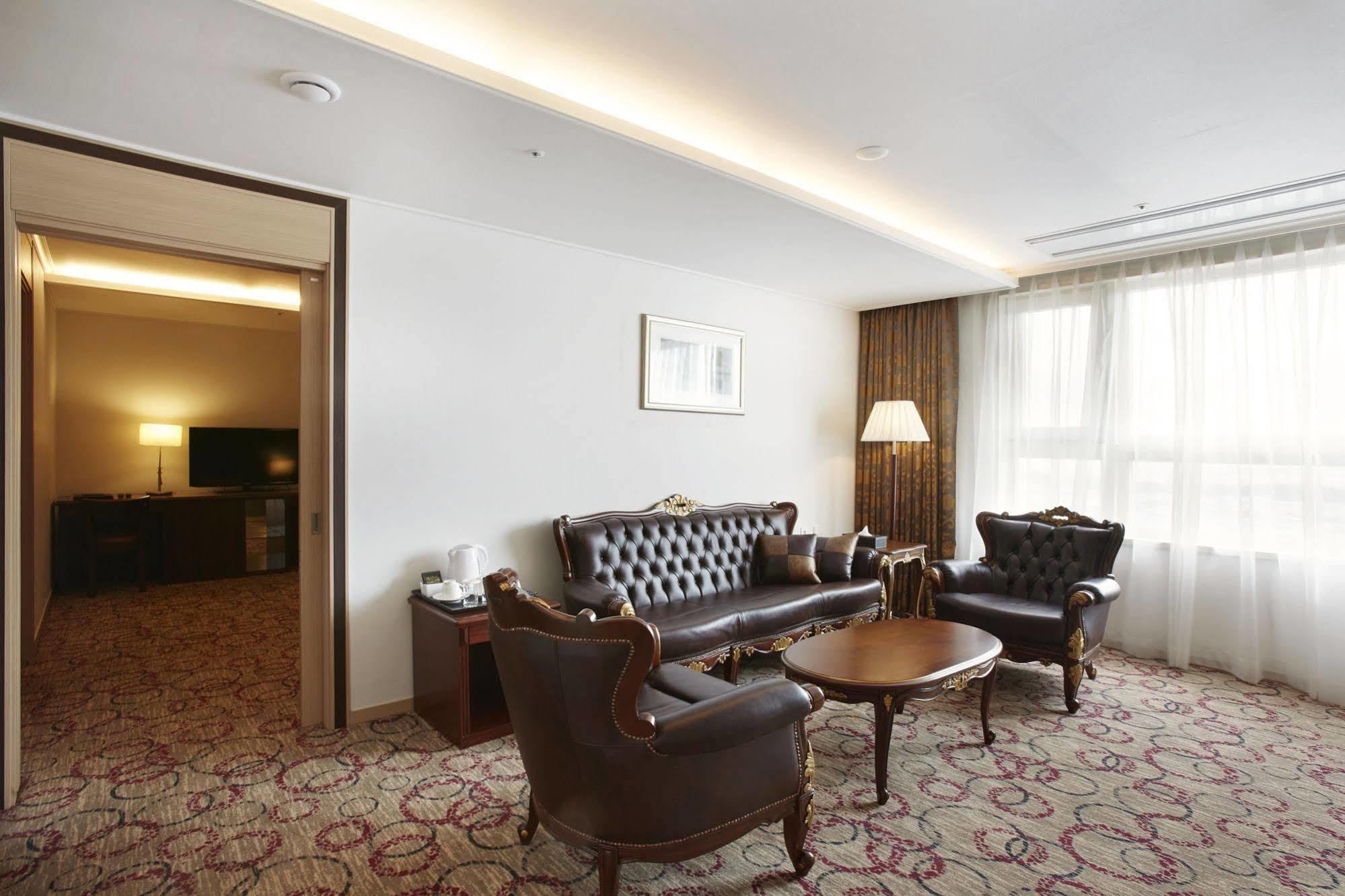 Stellar Marina Hotel Siheung Exterior foto