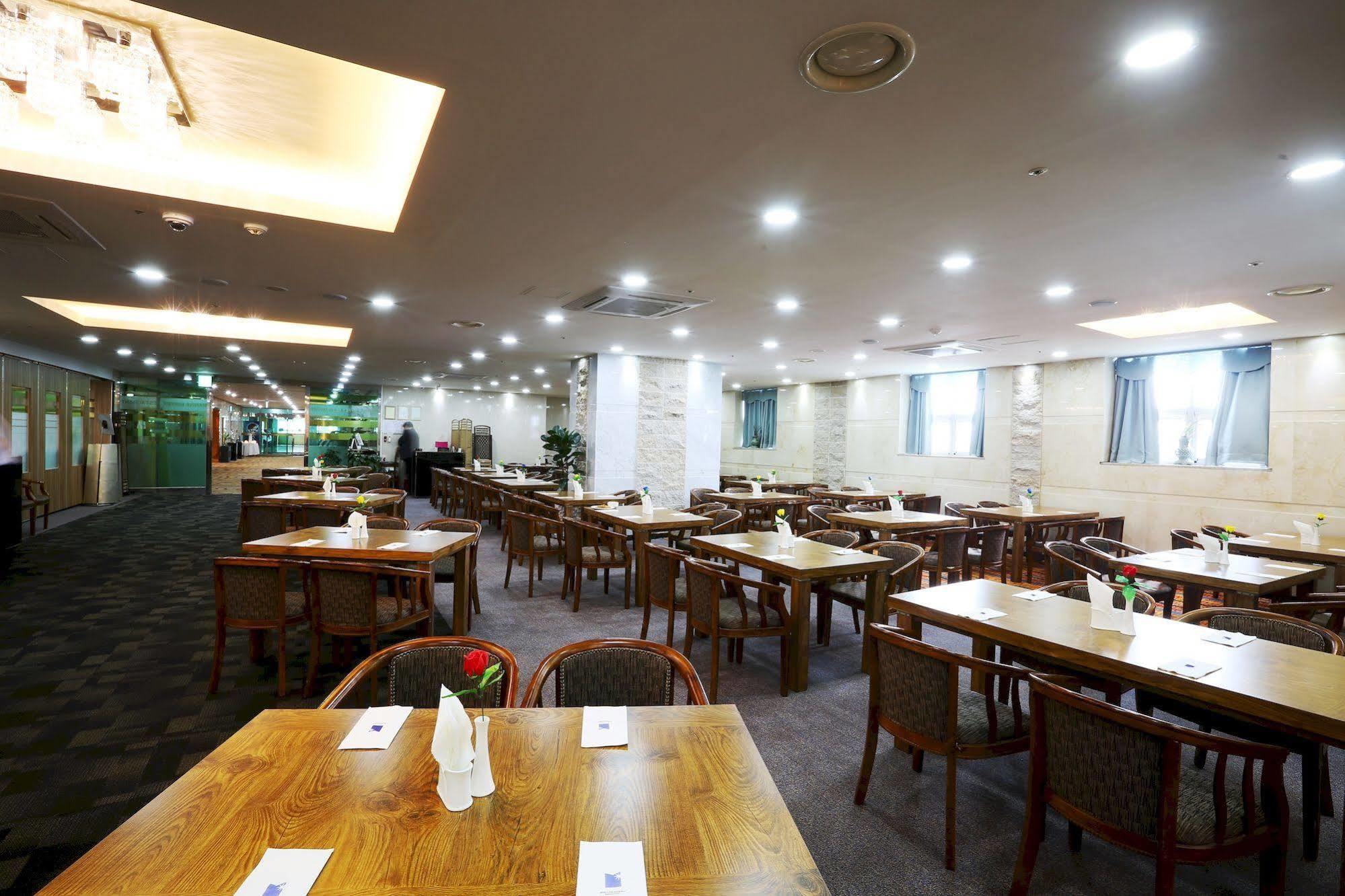 Stellar Marina Hotel Siheung Exterior foto